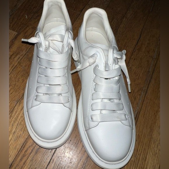 Alexander McQueen Women's Oversized Low Top Sneaker. Size 40 D